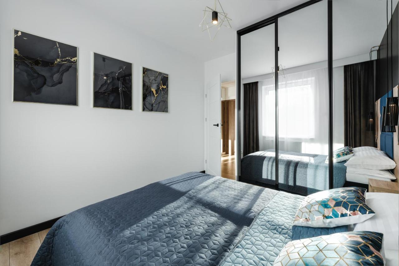 Apartament Sloneczniki Cieplice Appartement Jelenia Góra Buitenkant foto